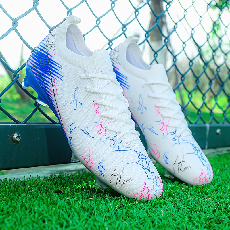 New Men Football Shoes TF/FG Football Field Boots Society Cleats Fast Soccer Shoes Indoor Cleats Sneaker Ultralight Training
New Men Football Shoes TF/FG Football Field Boots Society Cleats Fast Soccer Shoes Indoor Cleats Sneaker Ultralight Training