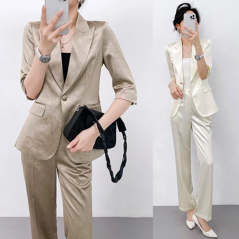 Women's lightweight summer suit2026New stylish and chic acetate blazer for petite individuals with a high-end feel
Women's lightweight summer suit2026New stylish and chic acetate blazer for petite individuals with a high-end feel