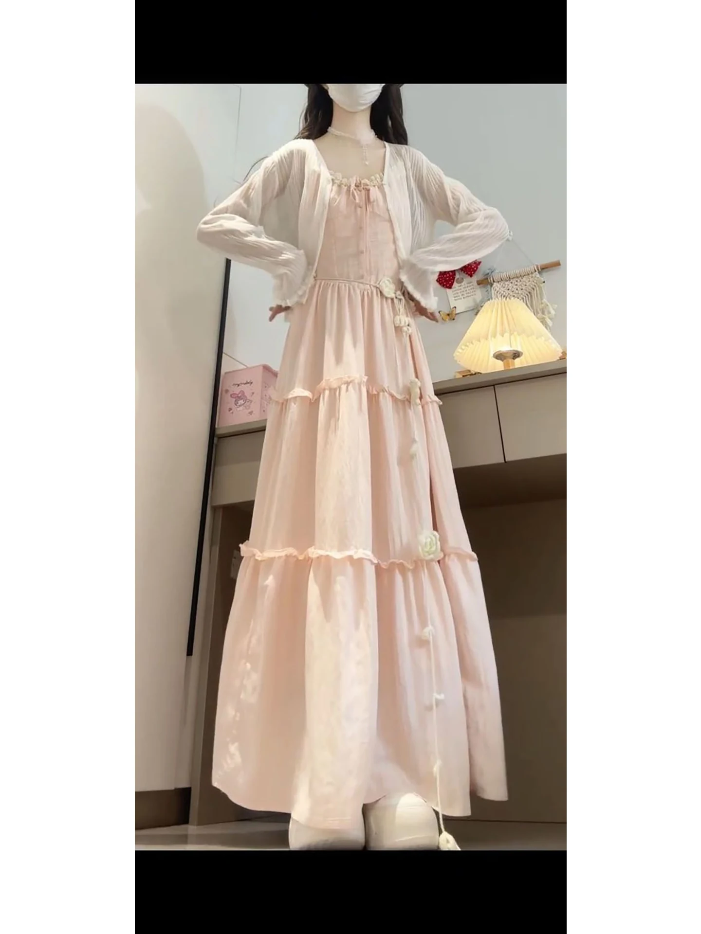 Pink Lace Strap Dress And Knitted Cardigan Two-Piece Set Sweet And Gentle Style Casual Fashion Women's Clothing Spring Autumn
Pink Lace Strap Dress And Knitted Cardigan Two-Piece Set Sweet And Gentle Style Casual Fashion Women's Clothing Spring Autumn
