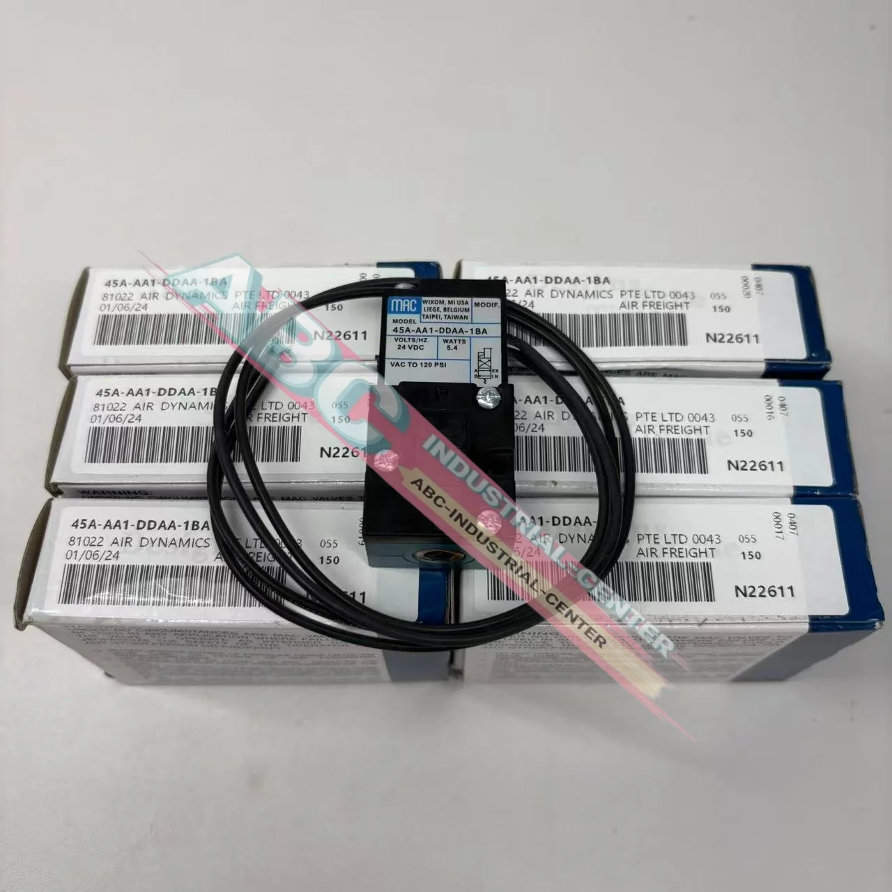 45A-AA1-DDAA-1BA Solenoid Valve New in stock
45A-AA1-DDAA-1BA Solenoid Valve New in stock