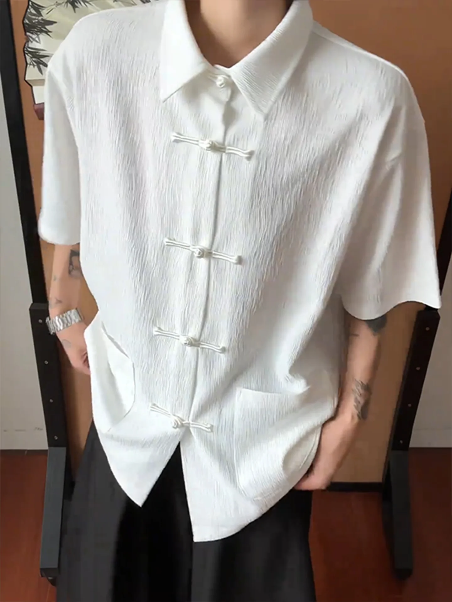 New Chinese Style Summer Thin Ice Silk Short Sleeve Men's Shirt with Button Texture Traditional Collar Breathable Casual Fashion
New Chinese Style Summer Thin Ice Silk Short Sleeve Men's Shirt with Button Texture Traditional Collar Breathable Casual Fashion