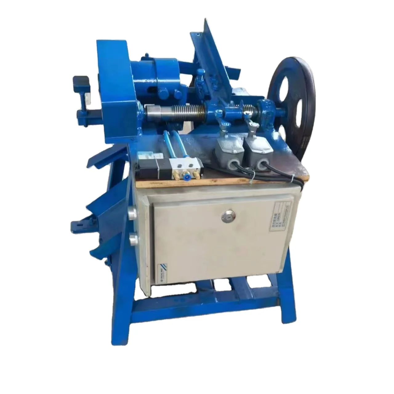 Машина для изготовления деревянных нитей/машина для изготовления палочек для деревянной метлы, машина для изготовления круглой палочки с ручкой лопаты
Машина для изготовления деревянных нитей/машина для изготовления палочек для деревянной метлы, машина для изготовления круглой палочки с ручкой лопаты