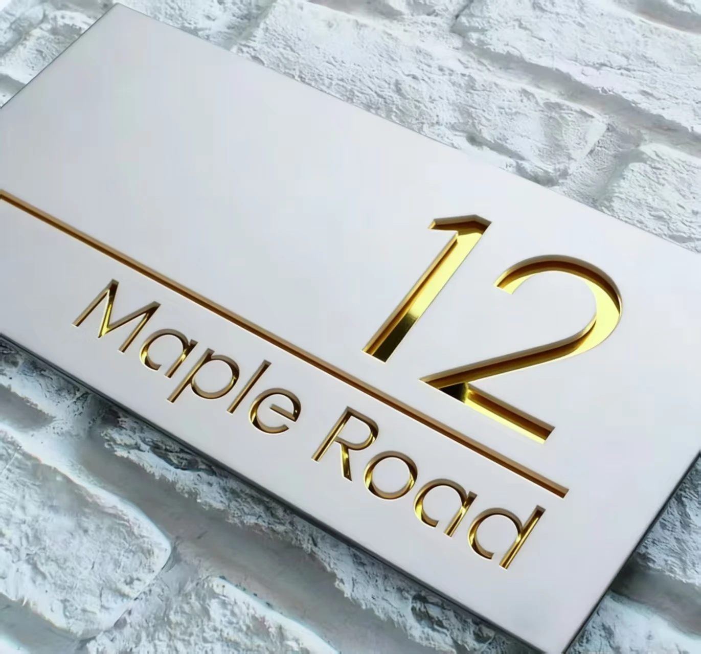 Custom acrylic 3D mirror door signs, nameplates, and home decor signs, suitable for outdoor street and home decoration
Custom acrylic 3D mirror door signs, nameplates, and home decor signs, suitable for outdoor street and home decoration