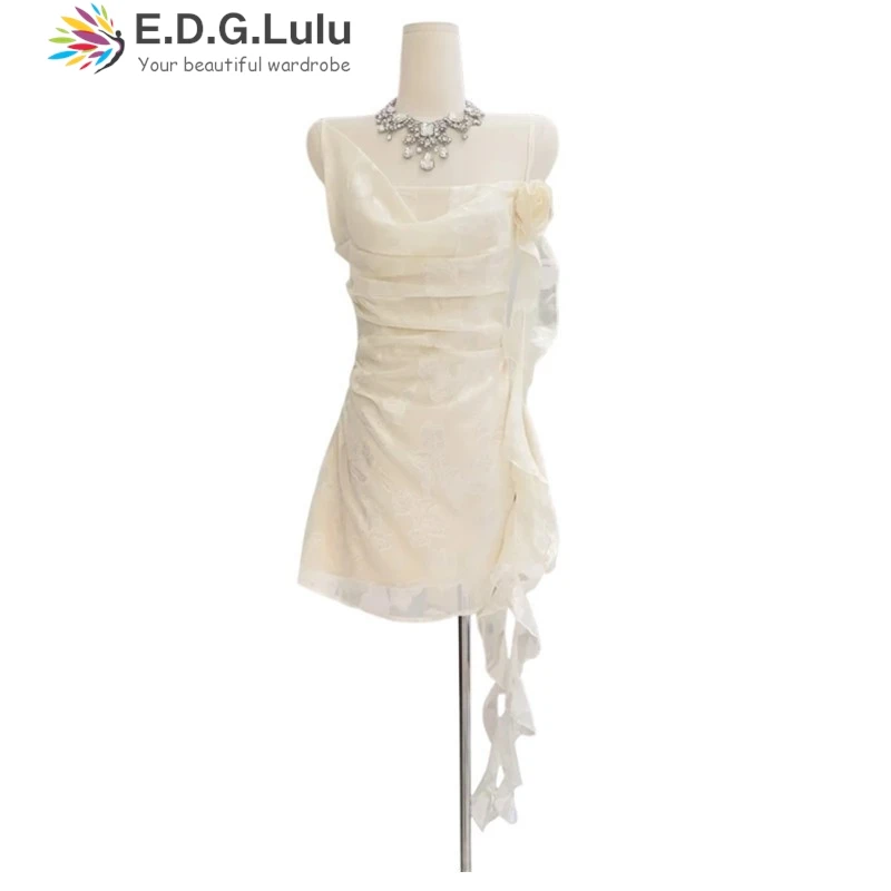 EDGLuLu Sweet Sexy Backless Pink Women's Casual Dresses 3dflower Splicing Ribbon Lace Embroidered Mini Party Dress 0521
EDGLuLu Sweet Sexy Backless Pink Women's Casual Dresses 3dflower Splicing Ribbon Lace Embroidered Mini Party Dress 0521