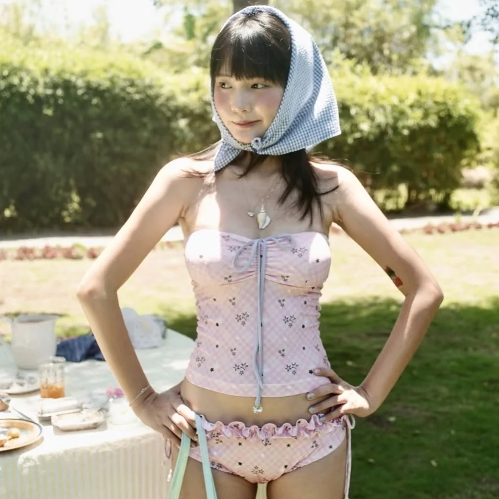 Retro Original Japanese Sle Sweet Girl Conservative Belly Covering Vaion Pure Desire Hot Spring Bikini Swimsuit Women
Retro Original Japanese Sle Sweet Girl Conservative Belly Covering Vaion Pure Desire Hot Spring Bikini Swimsuit Women