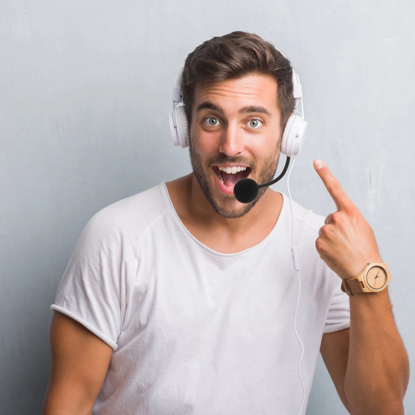 1pc Gaming Headphone Microphone Noise Reduction In-Line Design For Computer Home Office Internet Cafe Live Streaming Webcast
1pc Gaming Headphone Microphone Noise Reduction In-Line Design For Computer Home Office Internet Cafe Live Streaming Webcast