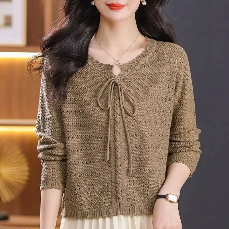 New Knitted Sweater Women Spring Autumn Tie Bow Pullover Fashion Coat Age-Reducing Hollowed-Out Bottoming Shirt Female Thin Tops
New Knitted Sweater Women Spring Autumn Tie Bow Pullover Fashion Coat Age-Reducing Hollowed-Out Bottoming Shirt Female Thin Tops