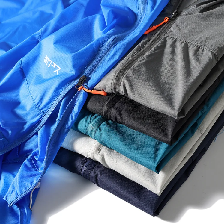 Мужская ультратонкая дышащая куртка-ветровка с капюшоном для активного отдыха, новая модная городская молодежная модель весна-лето на молнии
Мужская ультратонкая дышащая куртка-ветровка с капюшоном для активного отдыха, новая модная городская молодежная модель весна-лето на молнии