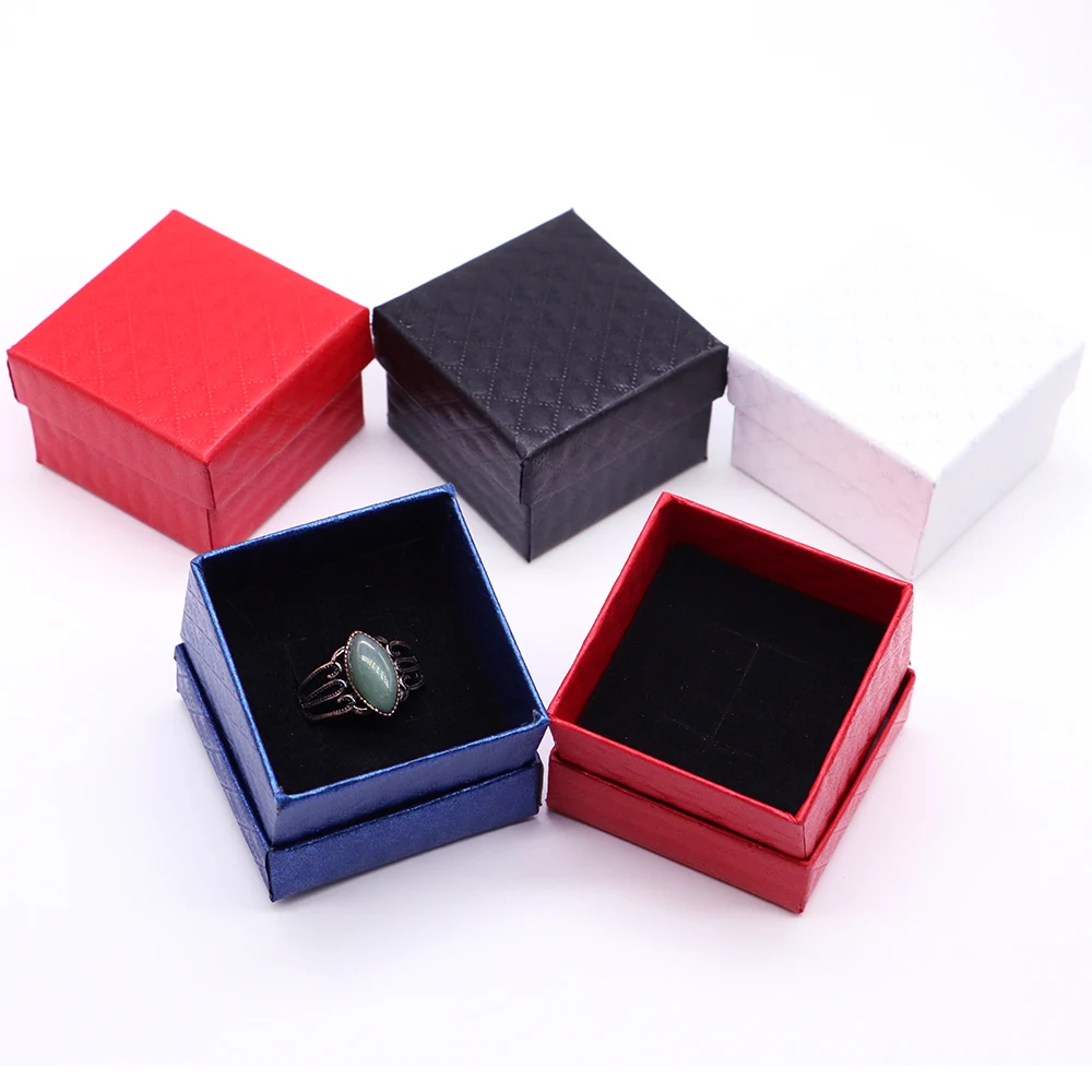 White Black White Red Blue Gift Box for Jewelry Necklace Earring Bracelet Ring Keychain Brooch Storage Package Lots Wholesale
White Black White Red Blue Gift Box for Jewelry Necklace Earring Bracelet Ring Keychain Brooch Storage Package Lots Wholesale