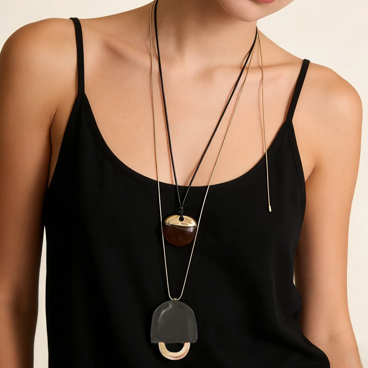 ZAA Vintage Personality Leather Lock Shaped Pendant Necklaces for Women Fashion Holiday Party Jewelry Gifts
ZAA Vintage Personality Leather Lock Shaped Pendant Necklaces for Women Fashion Holiday Party Jewelry Gifts
