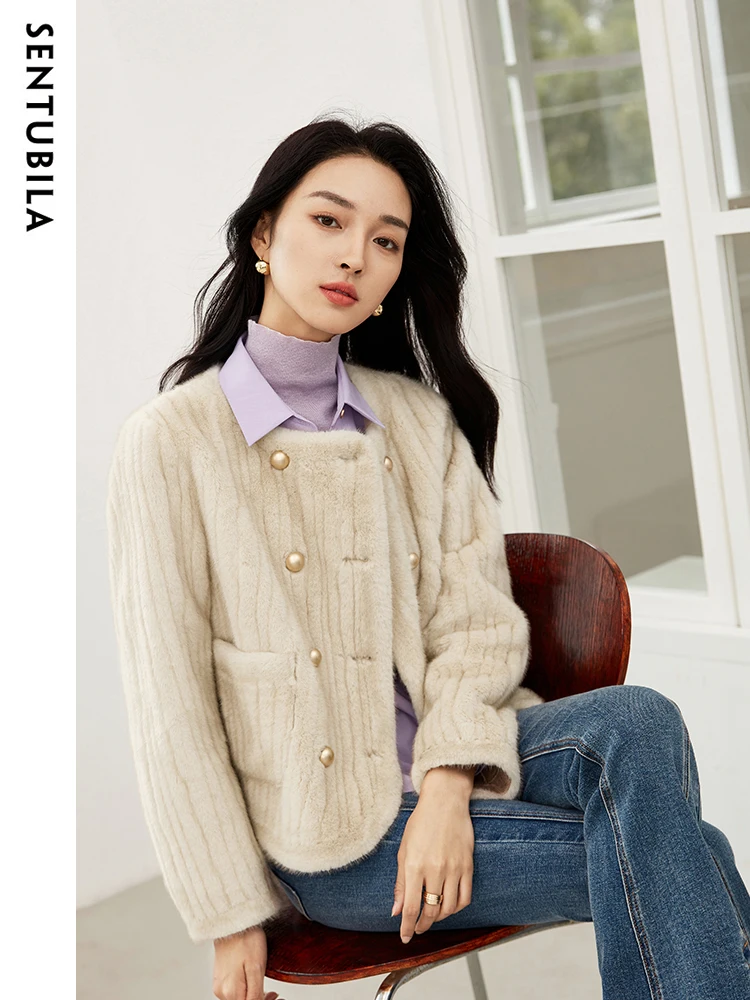 SENTUBILA Women's Imitation Rabbit Fleece Jacket 2024 Autumn Winter Elegant Crew Neck Double-breasted Plush Short Coat W34W50108
SENTUBILA Women's Imitation Rabbit Fleece Jacket 2024 Autumn Winter Elegant Crew Neck Double-breasted Plush Short Coat W34W50108