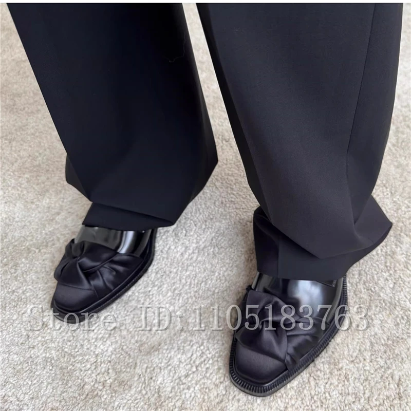 Black Shiny Leather Bow Knots Men Derby Shoes Luxury Design Handmade Flats Loafers Male Business Casual Oxford Shoes
Black Shiny Leather Bow Knots Men Derby Shoes Luxury Design Handmade Flats Loafers Male Business Casual Oxford Shoes