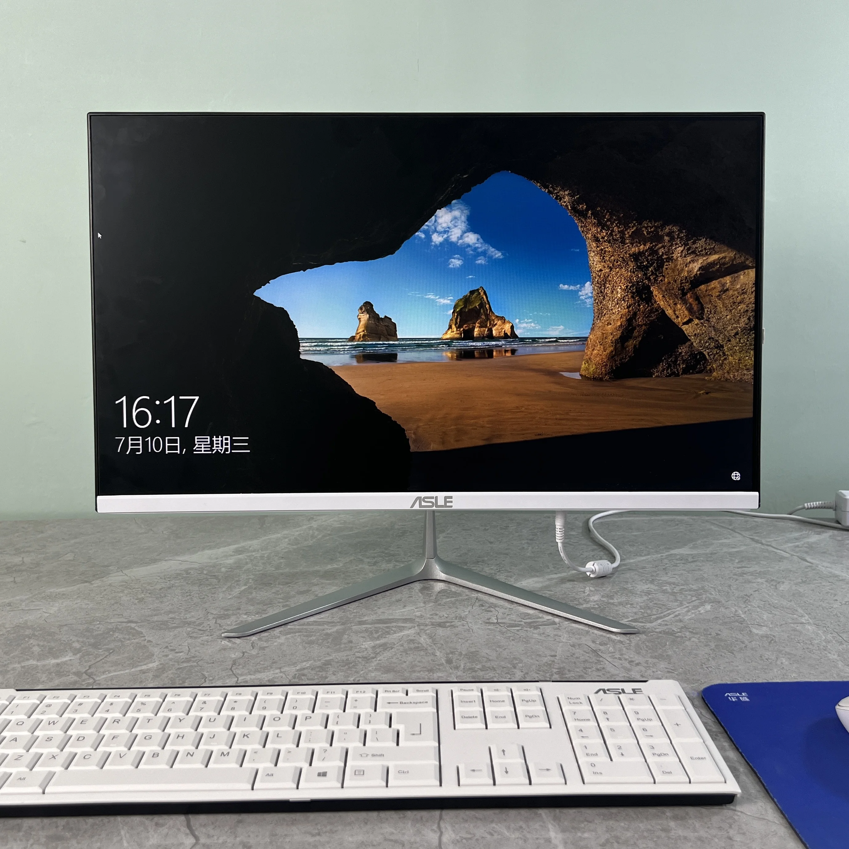 High Performance 27 Inch 12th Gen Core I7 All-in-one Desktop Computer Set All-in-one Computers
High Performance 27 Inch 12th Gen Core I7 All-in-one Desktop Computer Set All-in-one Computers