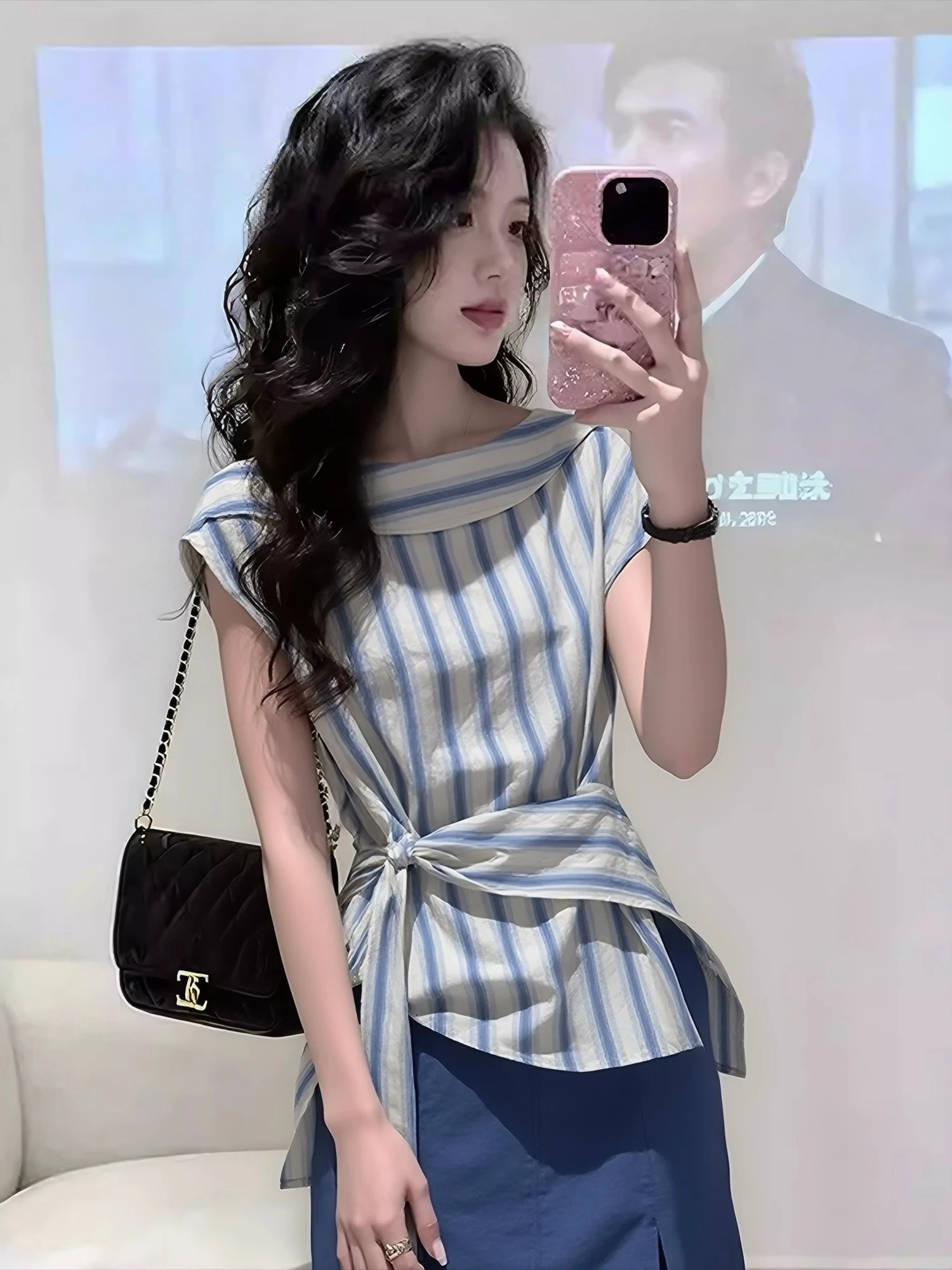 Stunning Ultra-Light Short-Sleeve Shirt Asymmetrical Women's Summer 2026 New Style Super Beautiful Slimming Top French Style
Stunning Ultra-Light Short-Sleeve Shirt Asymmetrical Women's Summer 2026 New Style Super Beautiful Slimming Top French Style
