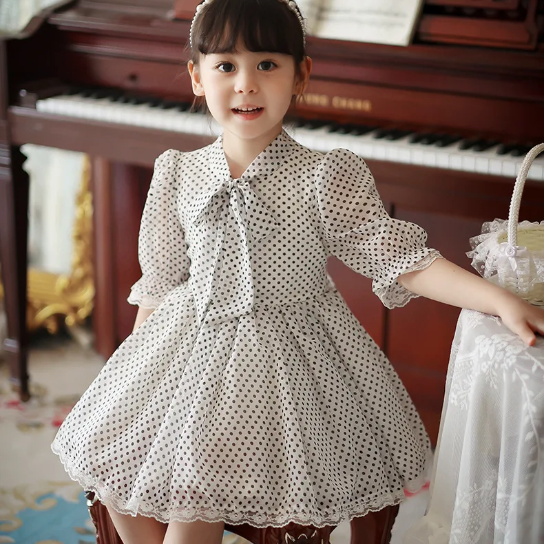 2024 Summer Children's Short sleeved Polka Dot Princess Dress Baby Sweet Printed Girl's Dress
2024 Summer Children's Short sleeved Polka Dot Princess Dress Baby Sweet Printed Girl's Dress