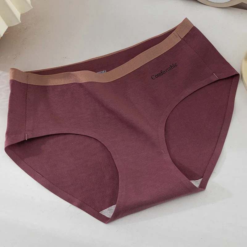 new color matching seamless women's pure cotton underwear women's pure cotton crotch mid-waist breathable summer thin briefs
new color matching seamless women's pure cotton underwear women's pure cotton crotch mid-waist breathable summer thin briefs