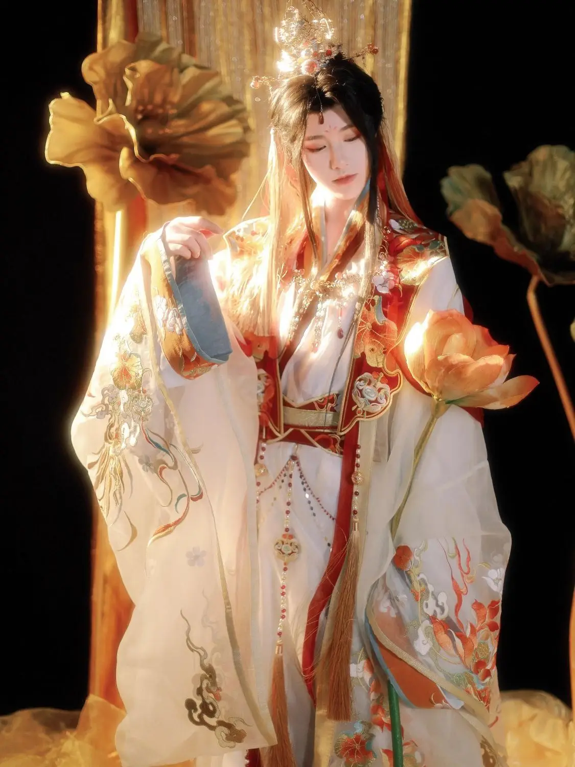 Tianguan благословение Xie Lian Prince Yue Shen костюмы для косплея тяжелая вышивка Hanfu комплект в древнем стиле для вечеринки на Хэллоуин
Tianguan благословение Xie Lian Prince Yue Shen костюмы для косплея тяжелая вышивка Hanfu комплект в древнем стиле для вечеринки на Хэллоуин