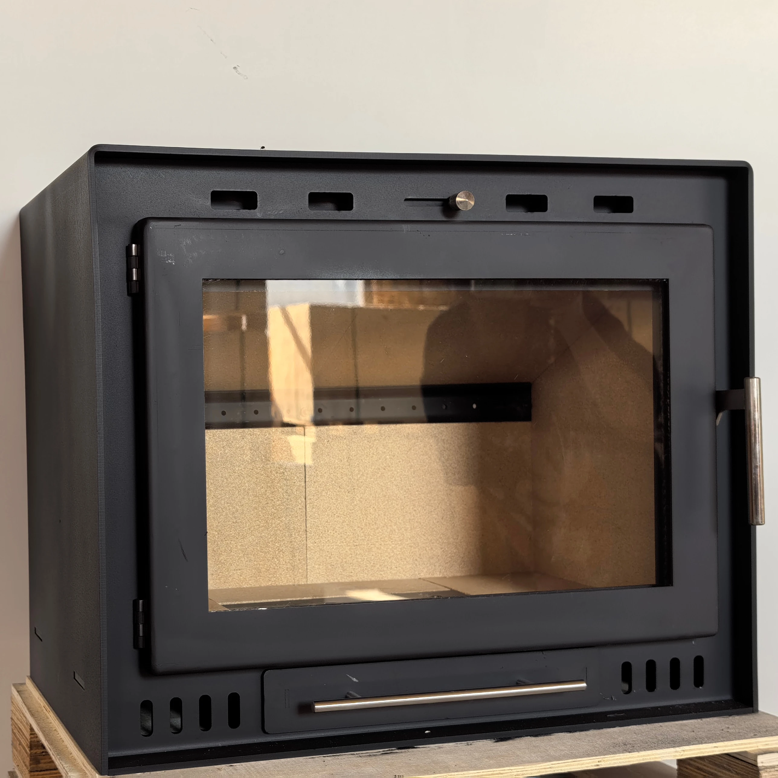 15S Modern Indoor Steel Biomass Wood Stove With 5 Year Warranty Freestanding Heating & Decorative
15S Modern Indoor Steel Biomass Wood Stove With 5 Year Warranty Freestanding Heating & Decorative