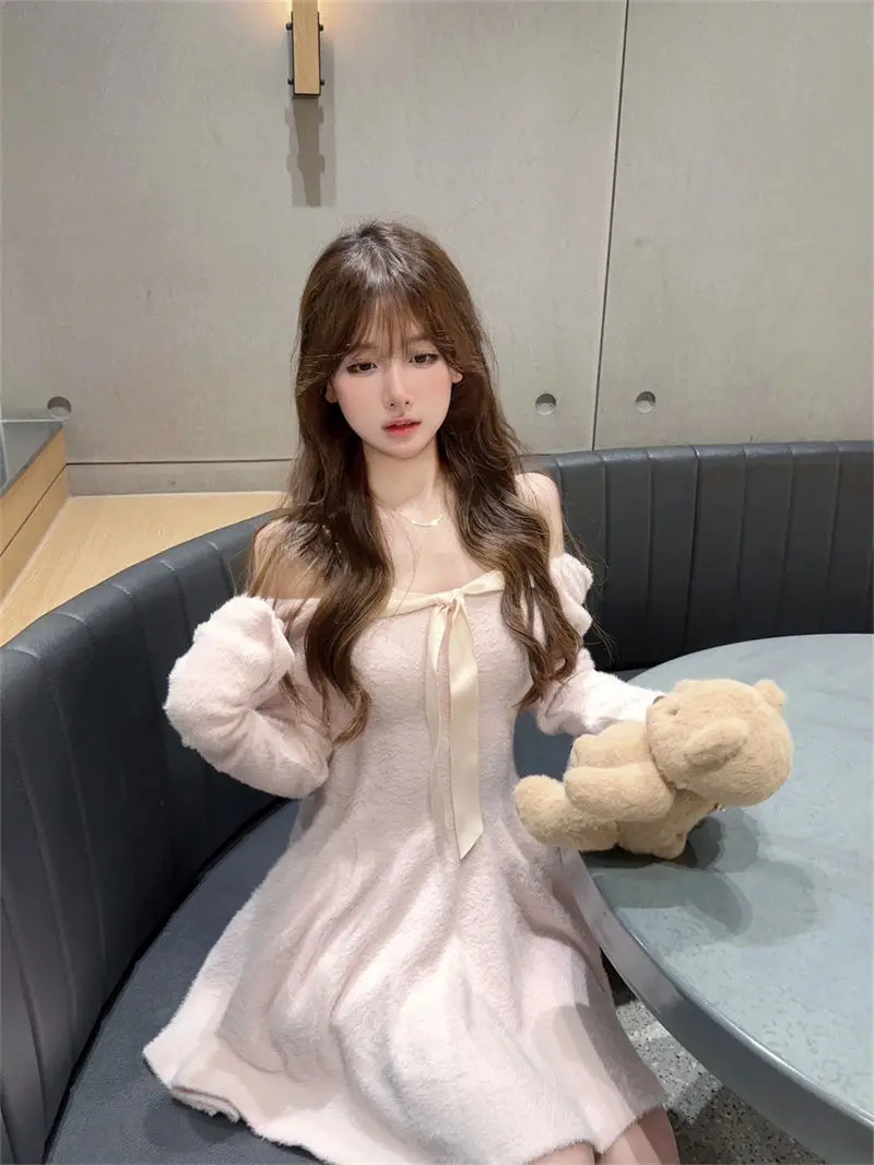 Korean Fashion Autumn New Women Two Piece Sets Sweet Girls Soft Mink Long Sleeve Cardigan + Square Neck Long Sleeve Mini Dress
Korean Fashion Autumn New Women Two Piece Sets Sweet Girls Soft Mink Long Sleeve Cardigan + Square Neck Long Sleeve Mini Dress