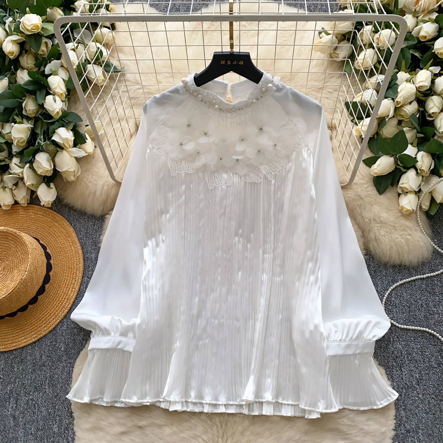 Винтажный элегантный трехмерный топ с цветочным принтом, корейская уличная одежда, осенние базовые футболки High Street
Винтажный элегантный трехмерный топ с цветочным принтом, корейская уличная одежда, осенние базовые футболки High Street