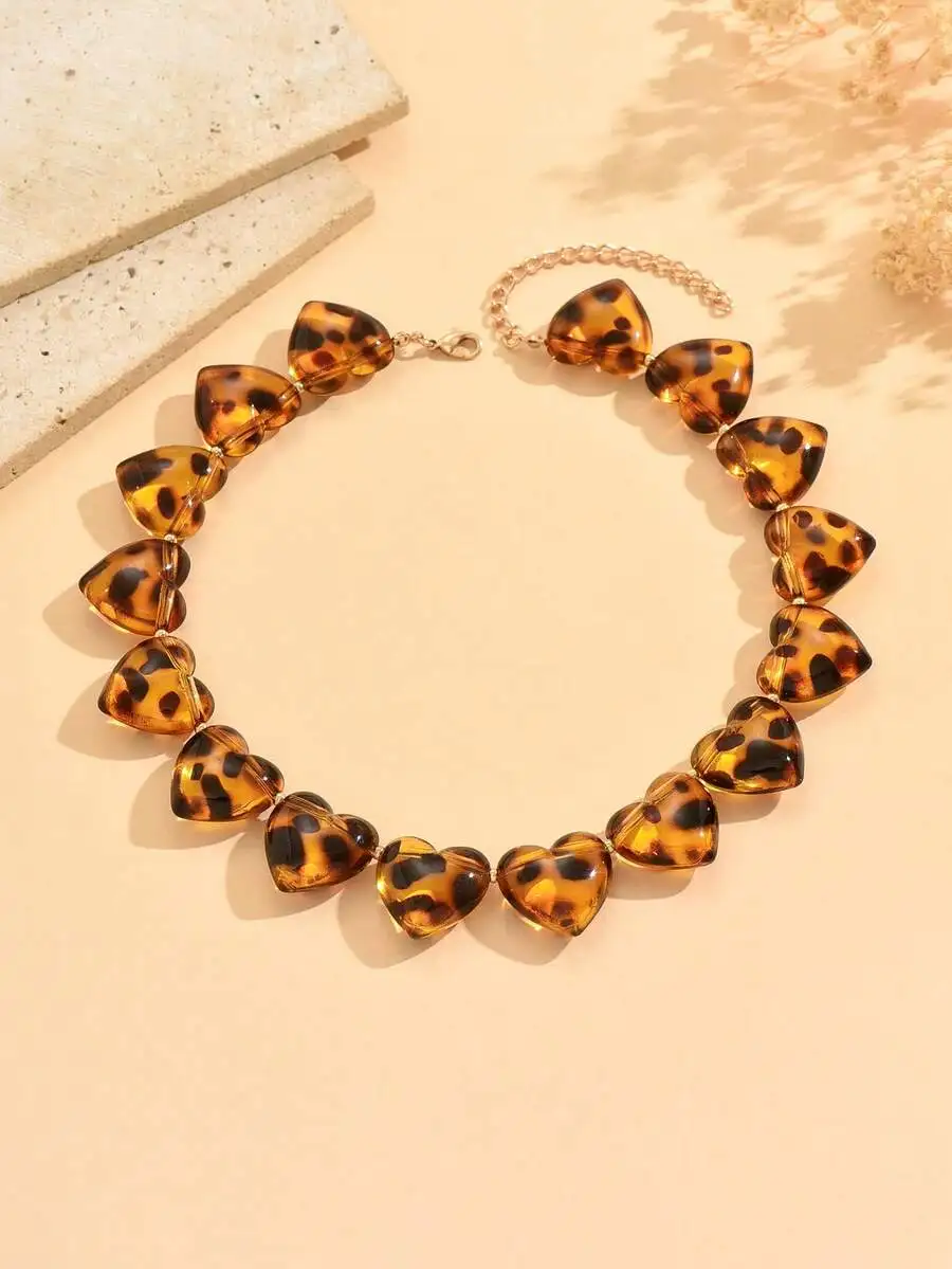 Leopard Print Heart Resin Beaded Choker Necklace For Women Vintage Fashion Jewelry
Leopard Print Heart Resin Beaded Choker Necklace For Women Vintage Fashion Jewelry