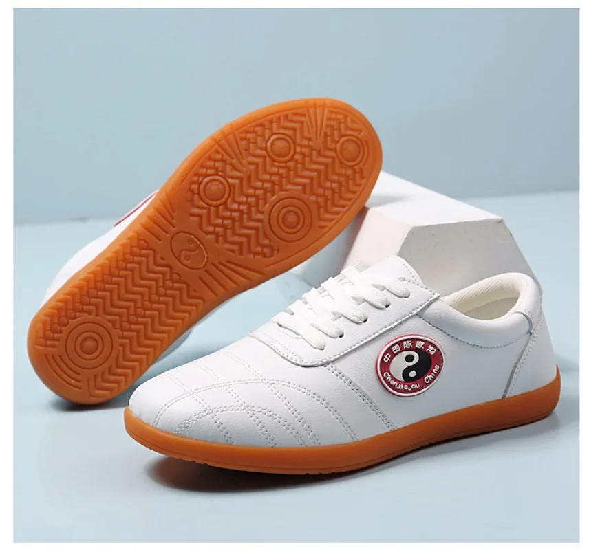 Breathable Soft Leather Tai Chi Shoes Non-slip Wear-resistant Rubber Sole Comfortable Lightweight Martial Arts Training Sneakers
Breathable Soft Leather Tai Chi Shoes Non-slip Wear-resistant Rubber Sole Comfortable Lightweight Martial Arts Training Sneakers