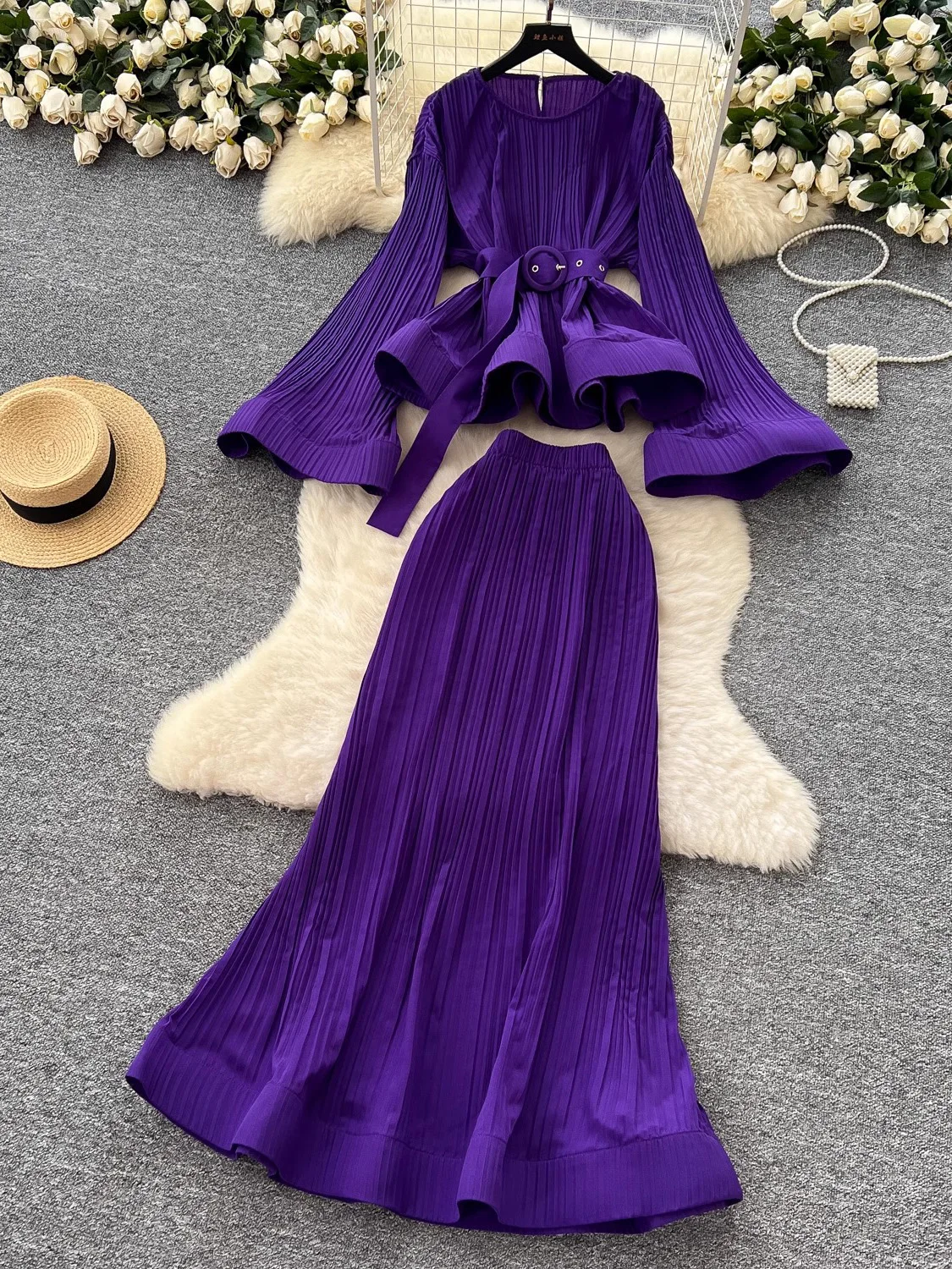 Spring Autumn Women Draped Two Piece Set Vintage Purple/Rose Red/Burgundy/Black Pleated Blouse + Mermaid Lonng Skirt Suit New
Spring Autumn Women Draped Two Piece Set Vintage Purple/Rose Red/Burgundy/Black Pleated Blouse + Mermaid Lonng Skirt Suit New