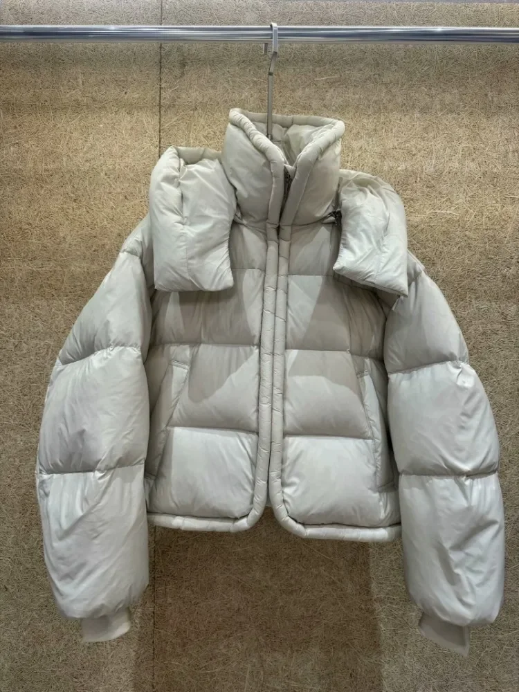 Women Short Warm Puffer Jacket 2025 New Autumn Winter Jacket Fahsion Hooded White Duck Down Coat Female Solid Top Clothes
Women Short Warm Puffer Jacket 2025 New Autumn Winter Jacket Fahsion Hooded White Duck Down Coat Female Solid Top Clothes