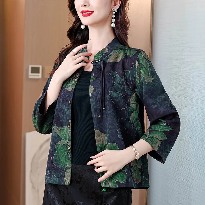 Новинка 2025 года, красивая блузка Cheongsam с цветочным принтом, женская свободная тонкая шифоновая рубашка большого размера, женская рубашка в китайском этническом стиле в стиле ретро
Новинка 2025 года, красивая блузка Cheongsam с цветочным принтом, женская свободная тонкая шифоновая рубашка большого размера, женская рубашка в китайском этническом стиле в стиле ретро