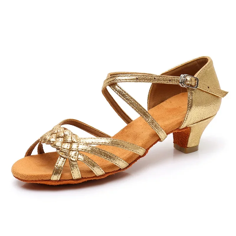 Лидер продаж, обувь для латинских танцев, танцевальная обувь национального стандарта, женская профессиональная спортивная обувь для танго на высоком каблуке
Лидер продаж, обувь для латинских танцев, танцевальная обувь национального стандарта, женская профессиональная спортивная обувь для танго на высоком каблуке