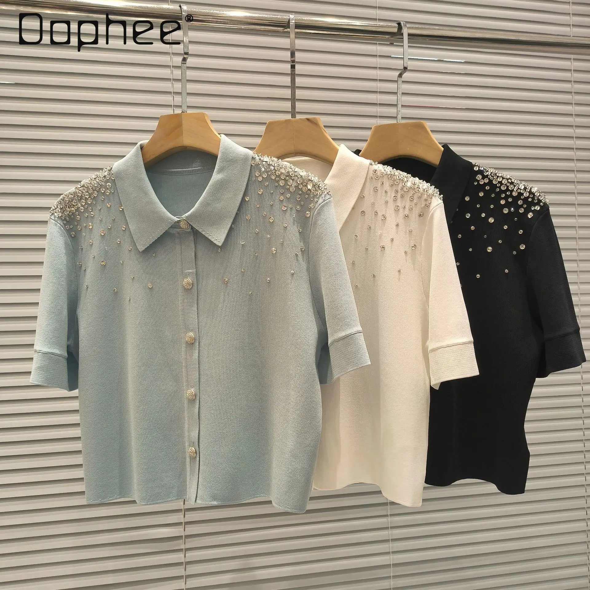Summer New Heavy Industry Beaded Polo Collar Single-breasted Fashion Commuting Versatile Knitted Short-sleeved T-shirt Short Top
Summer New Heavy Industry Beaded Polo Collar Single-breasted Fashion Commuting Versatile Knitted Short-sleeved T-shirt Short Top
