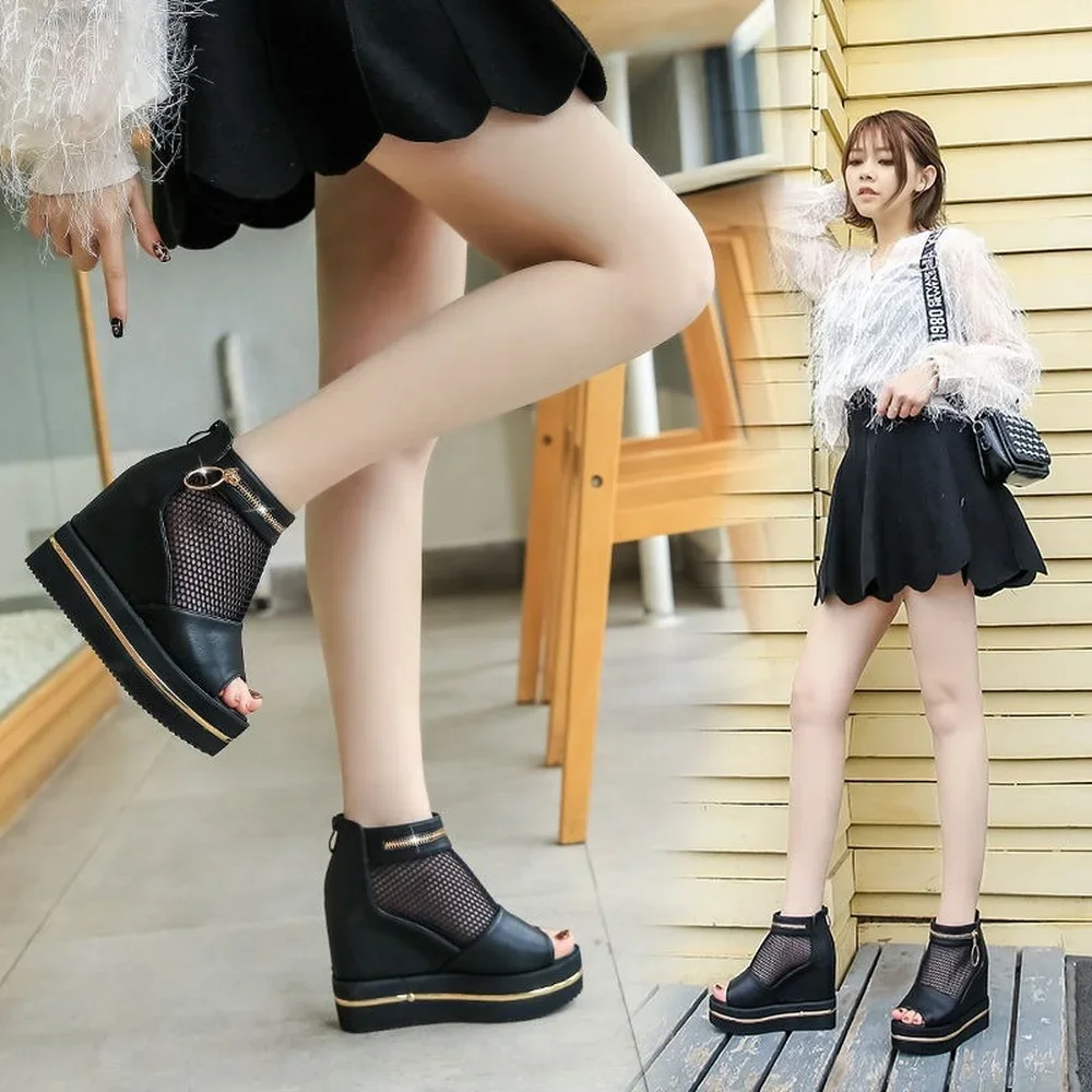 Sandals women's 2025 fashion fish mouth wild Korean version thick bottom inner heightened sponge cake mesh sandals women's
Sandals women's 2025 fashion fish mouth wild Korean version thick bottom inner heightened sponge cake mesh sandals women's
