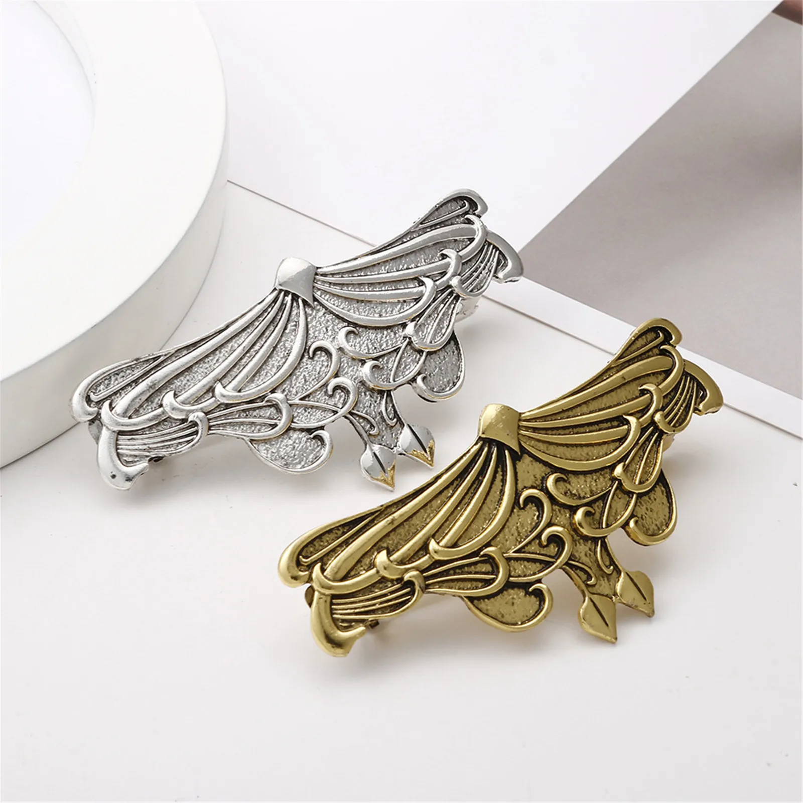 Аксессуары для волос Толстая упаковка заколок Ручная работа Металл Nouveau Crafted Hair Leaf Art Большая заколка для волос крабик для волос
Аксессуары для волос Толстая упаковка заколок Ручная работа Металл Nouveau Crafted Hair Leaf Art Большая заколка для волос крабик для волос