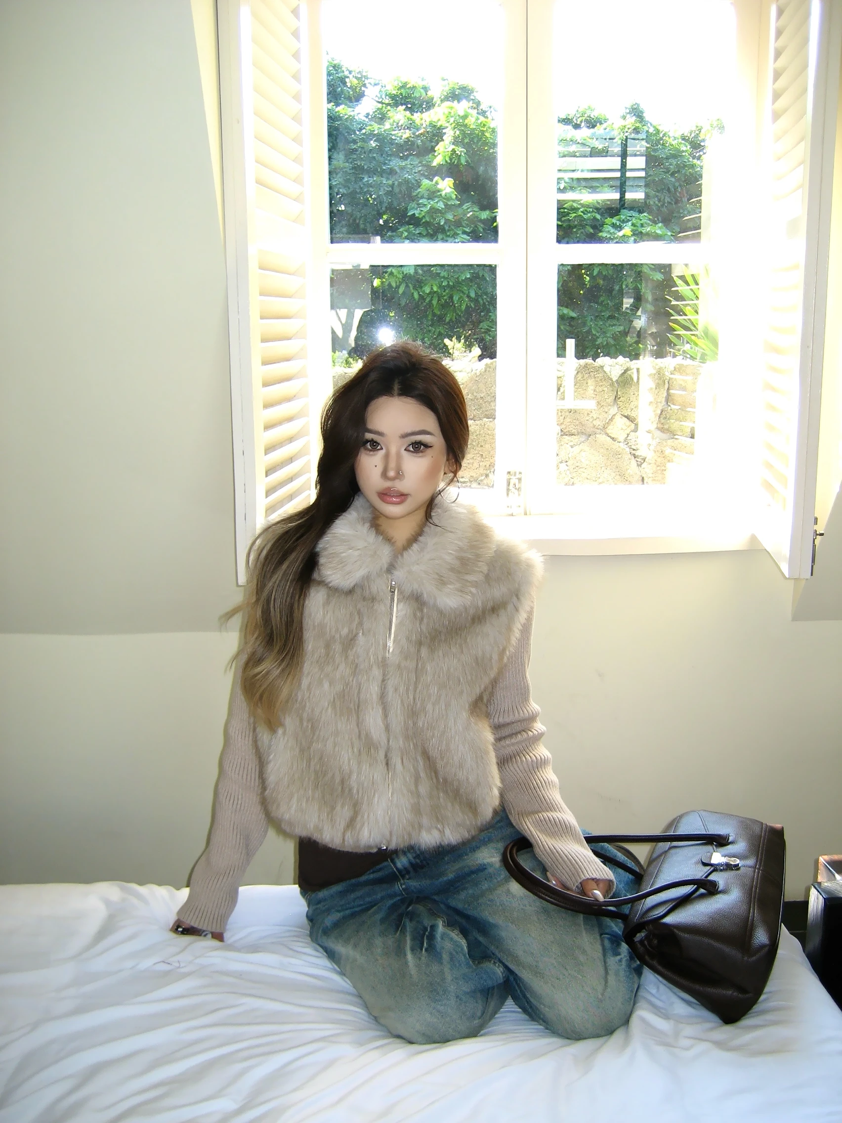 Warm Knitted Patchwork Fur Jaet Women's Casual Sle Vintage American Retro Lazy Girl Autumn Winter High-End Feeling Top
Warm Knitted Patchwork Fur Jaet Women's Casual Sle Vintage American Retro Lazy Girl Autumn Winter High-End Feeling Top