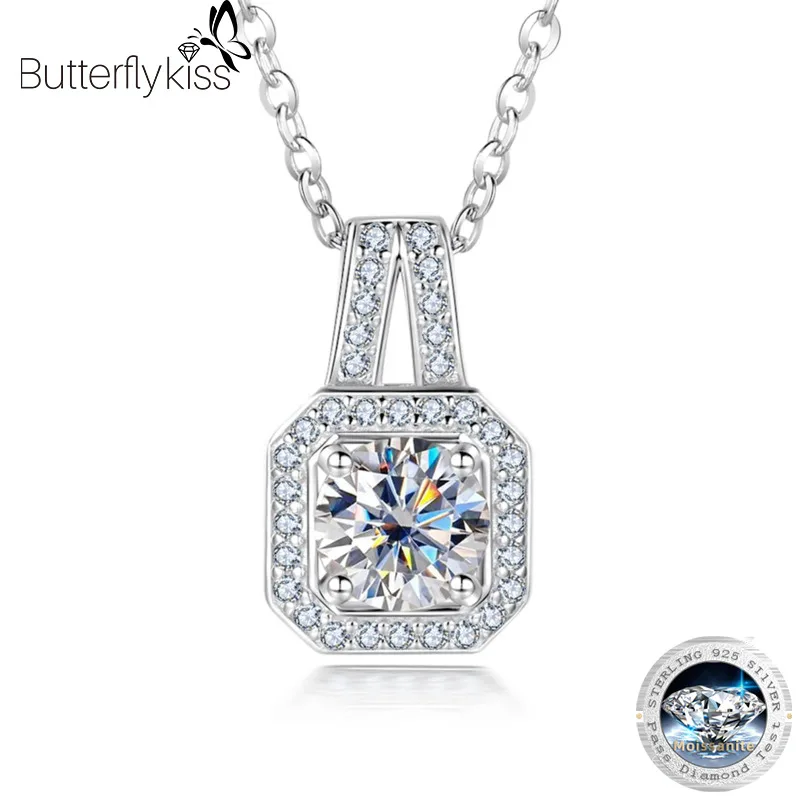 Butterflykiss 1ct D Color Cushion Moissanite Pendant Necklace 925 Sterling Silver Necklaces For Women Wedding Gifts Wholesale
Butterflykiss 1ct D Color Cushion Moissanite Pendant Necklace 925 Sterling Silver Necklaces For Women Wedding Gifts Wholesale