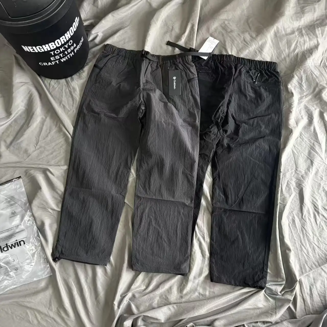 Goldwin Functional Belt Loose Straight Casual Pants Japanese Men Women High Quality Plus Size Quick Dry Black Gray Trousers
Goldwin Functional Belt Loose Straight Casual Pants Japanese Men Women High Quality Plus Size Quick Dry Black Gray Trousers
