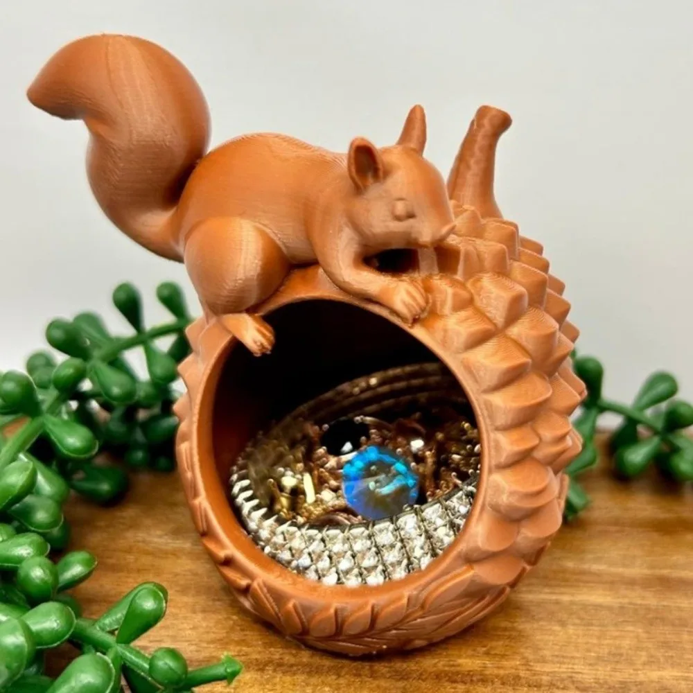 PLA Squirrel Jewelry Storage Box Portable Large Capacity Ring Necklace Organizer Creative 3D Printing Jewelry Container
PLA Squirrel Jewelry Storage Box Portable Large Capacity Ring Necklace Organizer Creative 3D Printing Jewelry Container