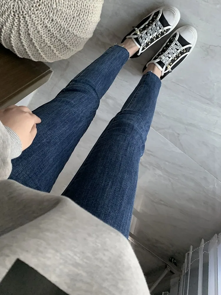 Slimming Fleece Lined Classic Crop Flared Jeans Women's Versatile Pencil Jeans Nine Point Elastic Slim Fit Denim Pants
Slimming Fleece Lined Classic Crop Flared Jeans Women's Versatile Pencil Jeans Nine Point Elastic Slim Fit Denim Pants
