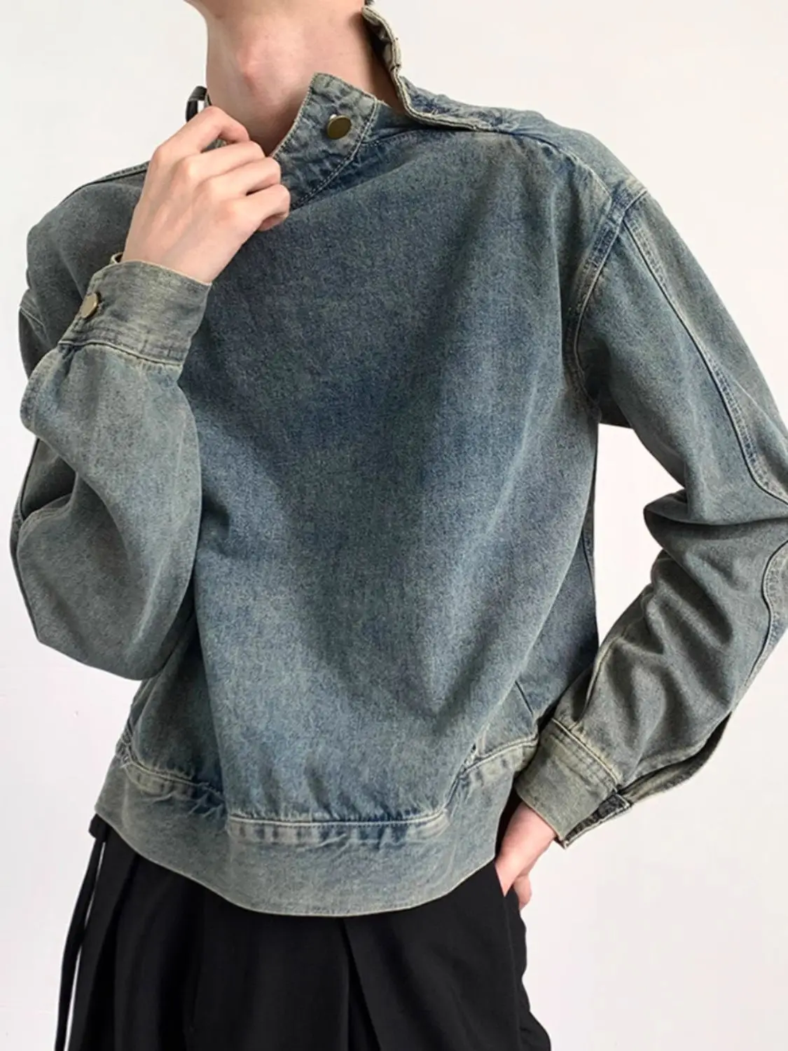 Женская персонализированная джинсовая куртка с воротником-стойкой, осенне-зимняя теплая верхняя одежда, женский повседневный пуловер с длинными рукавами 
Женская персонализированная джинсовая куртка с воротником-стойкой, осенне-зимняя теплая верхняя одежда, женский повседневный пуловер с длинными рукавами