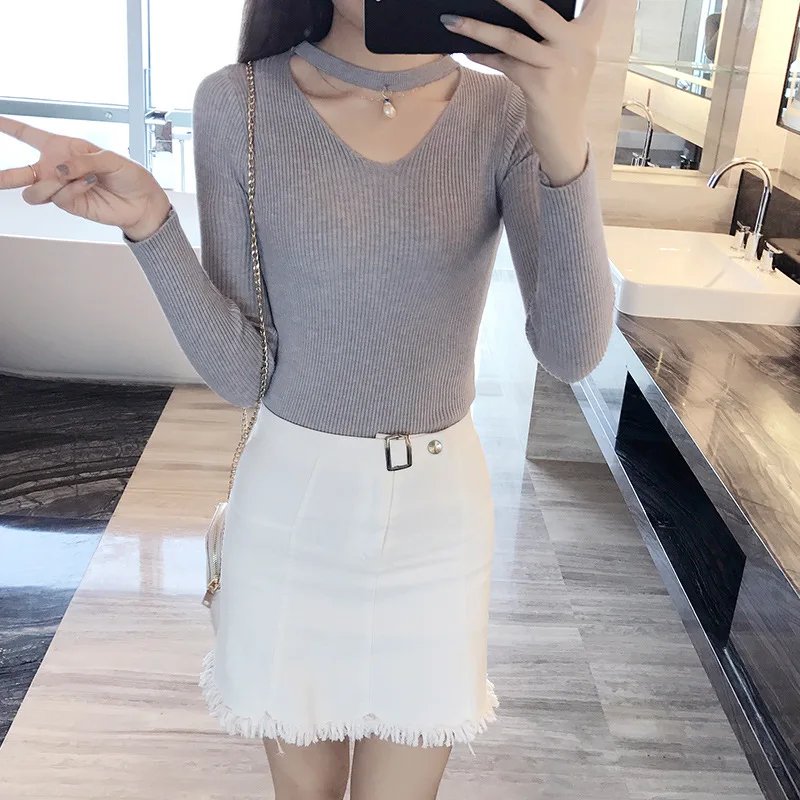 2022 New Fall Winter Knitted Sweater Women Casual Solid Color Long Sleeve Hollow Out V Neck Slim Bottoming Tops
2022 New Fall Winter Knitted Sweater Women Casual Solid Color Long Sleeve Hollow Out V Neck Slim Bottoming Tops