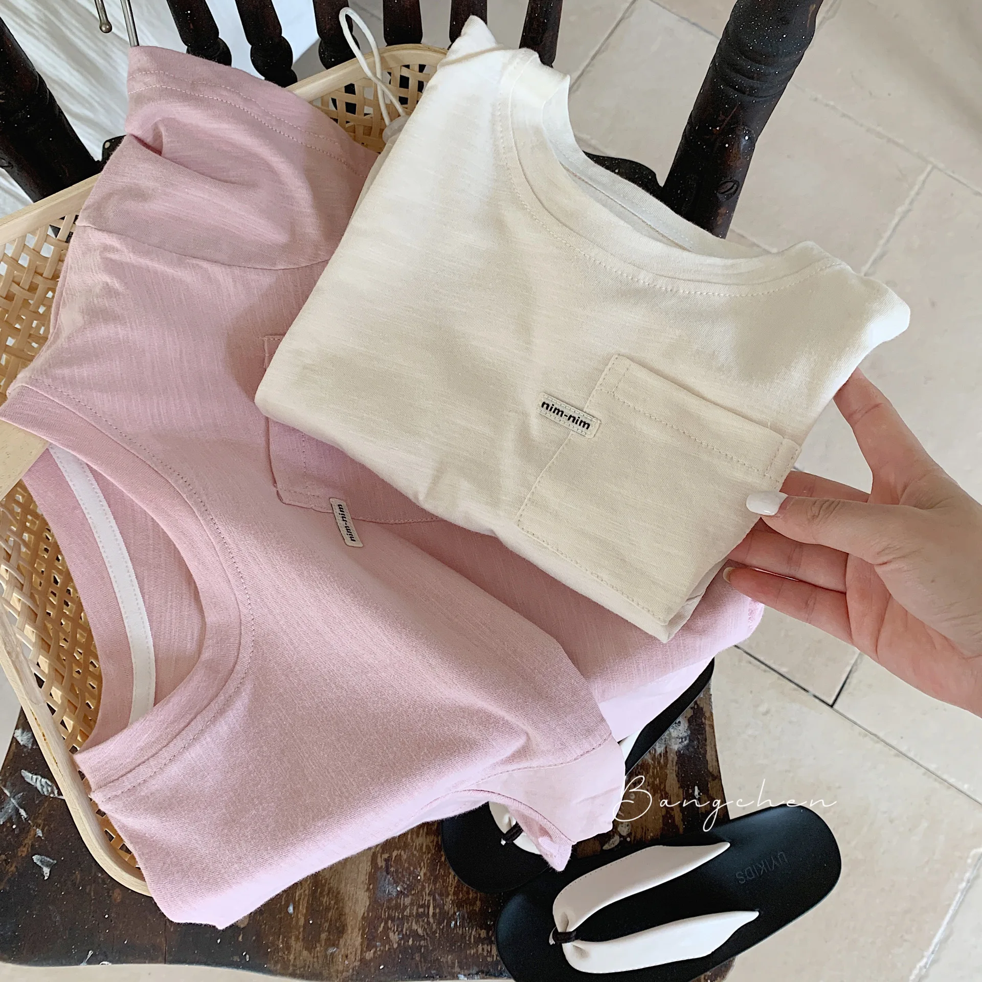Children Clothing Kids T-shirt 2024 Spring Cotton Short Boys New Simple Korean Style Short Sleeve Solid Color Casual Kids Shirt
Children Clothing Kids T-shirt 2024 Spring Cotton Short Boys New Simple Korean Style Short Sleeve Solid Color Casual Kids Shirt