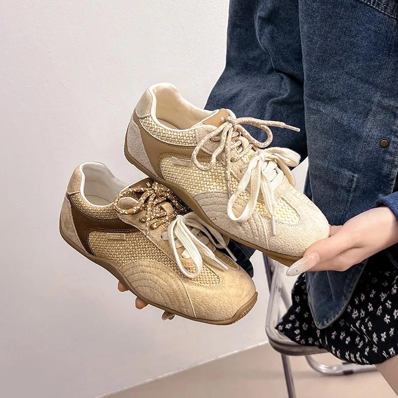 Women Rhinestone Mesh Sneakers Lace Up Flat Non Slip Sports Shoes Lightweight Breathable Daily Walking Retro Casual Ladies
Women Rhinestone Mesh Sneakers Lace Up Flat Non Slip Sports Shoes Lightweight Breathable Daily Walking Retro Casual Ladies