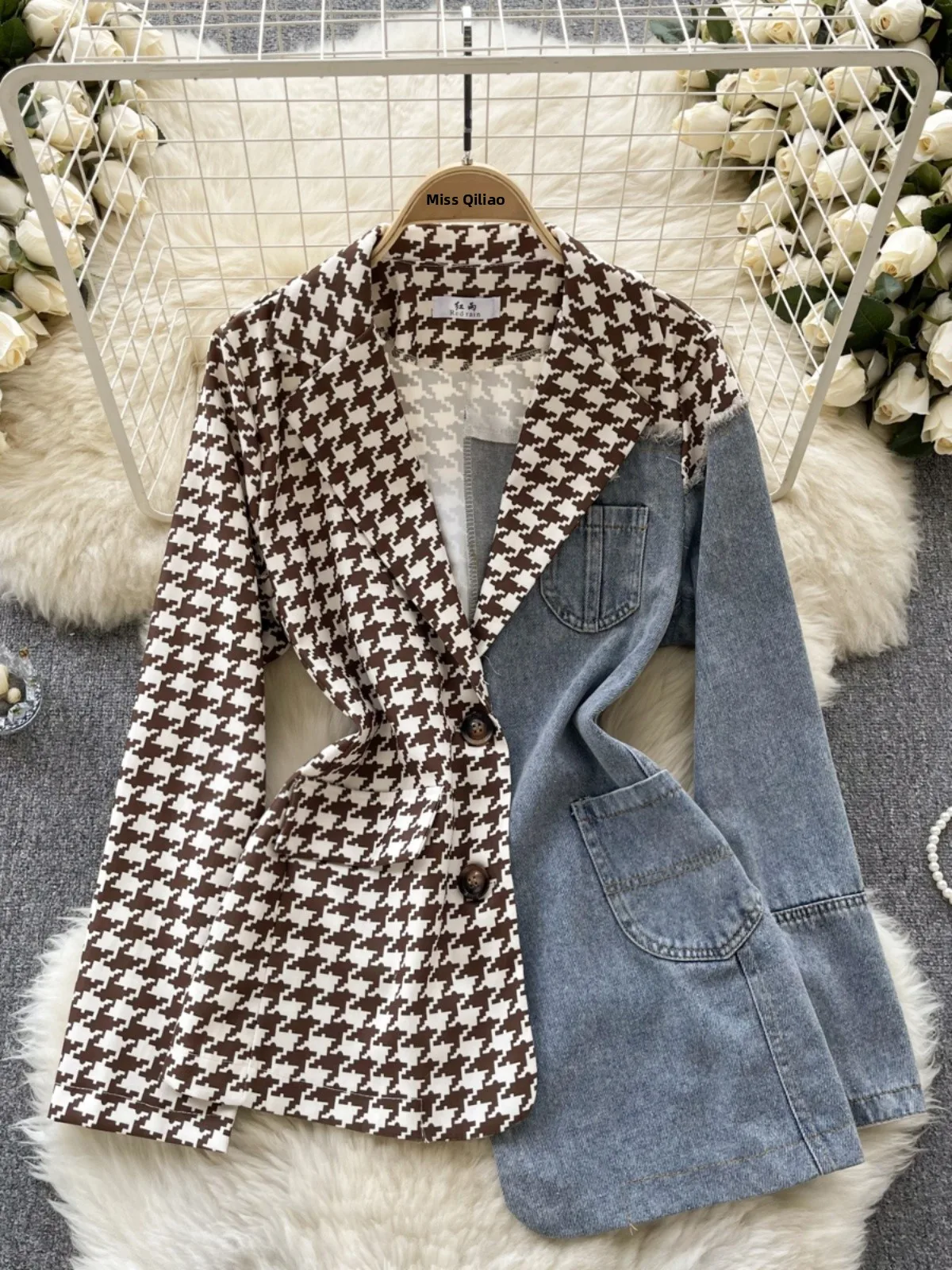 ex Casual Jaet with Irregular Splicing Design in Denim Material for Young Women Trendy Street Sle Top
ex Casual Jaet with Irregular Splicing Design in Denim Material for Young Women Trendy Street Sle Top