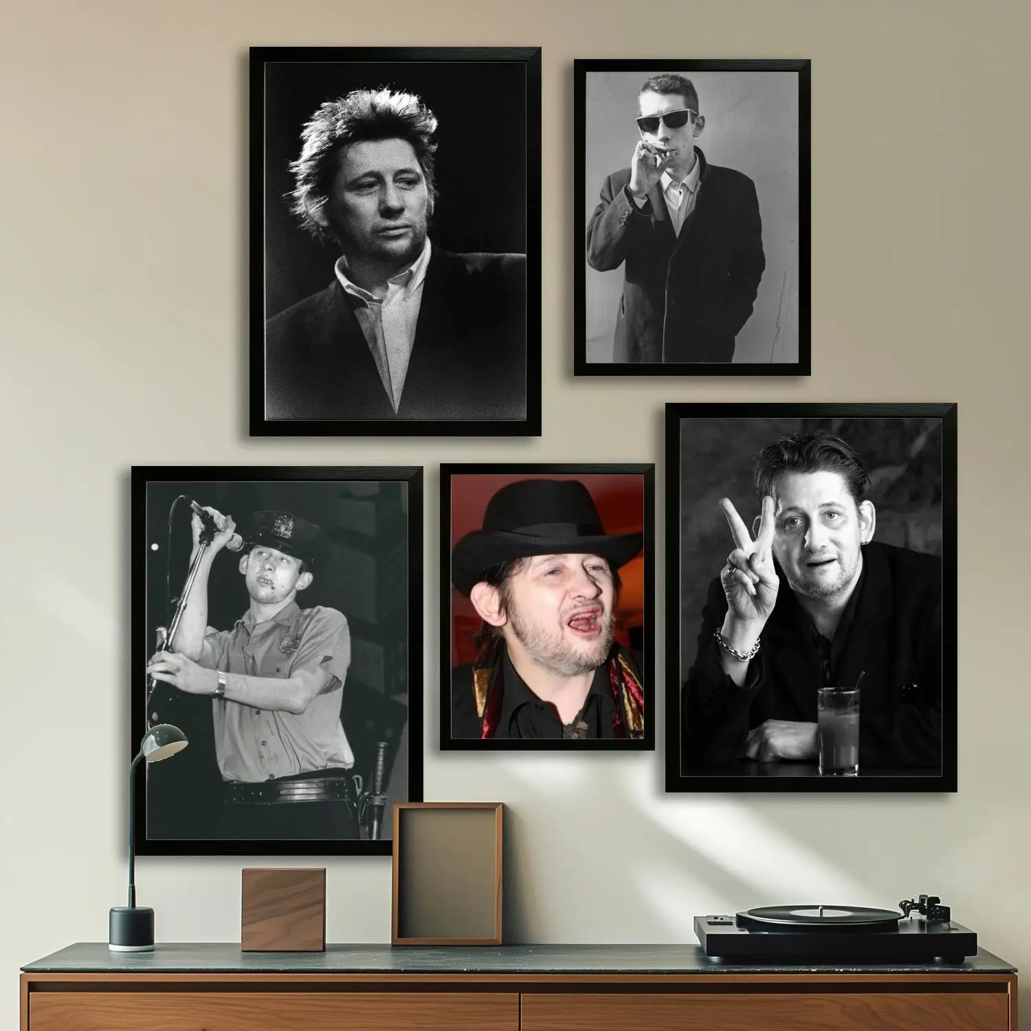 shane macgowan singer Canvas Art Poster and Wall Art Picture Print, Modern Family Bedroom Decor Posters,Decorative painting
shane macgowan singer Canvas Art Poster and Wall Art Picture Print, Modern Family Bedroom Decor Posters,Decorative painting