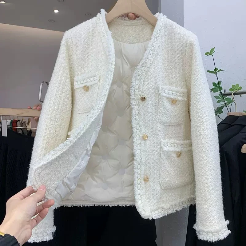 Winter Fragrant White Black High Quality Down Thermal Insulation Inner Thick Tweed Coat Women's Clothing Jackets
Winter Fragrant White Black High Quality Down Thermal Insulation Inner Thick Tweed Coat Women's Clothing Jackets