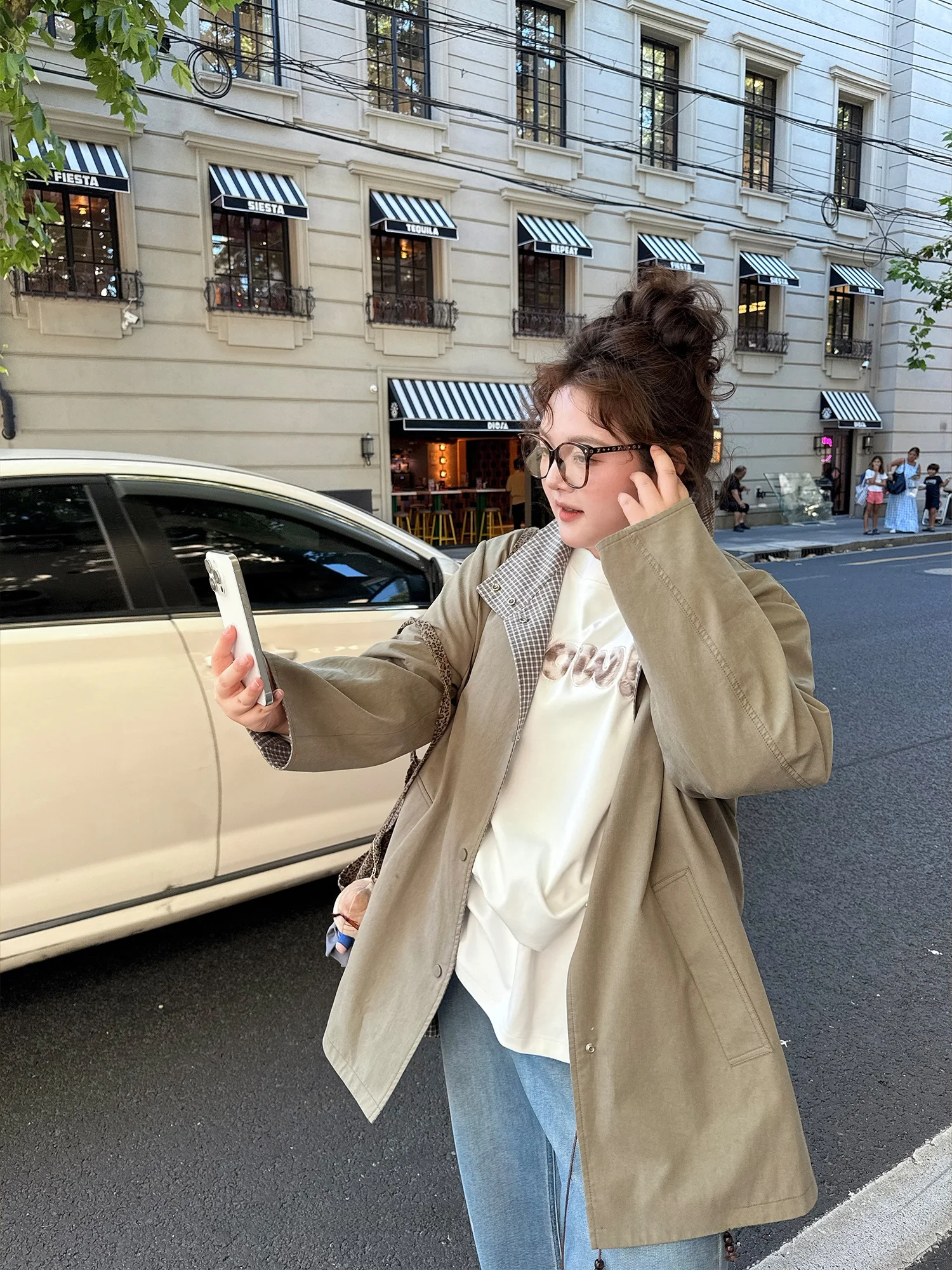 Ele Brit Sle Coat Old Chapter And Little Fat PONGKIKI Parisian Dr ape Windbreaker Long Sve Suit Collar Coat
Ele Brit Sle Coat Old Chapter And Little Fat PONGKIKI Parisian Dr ape Windbreaker Long Sve Suit Collar Coat