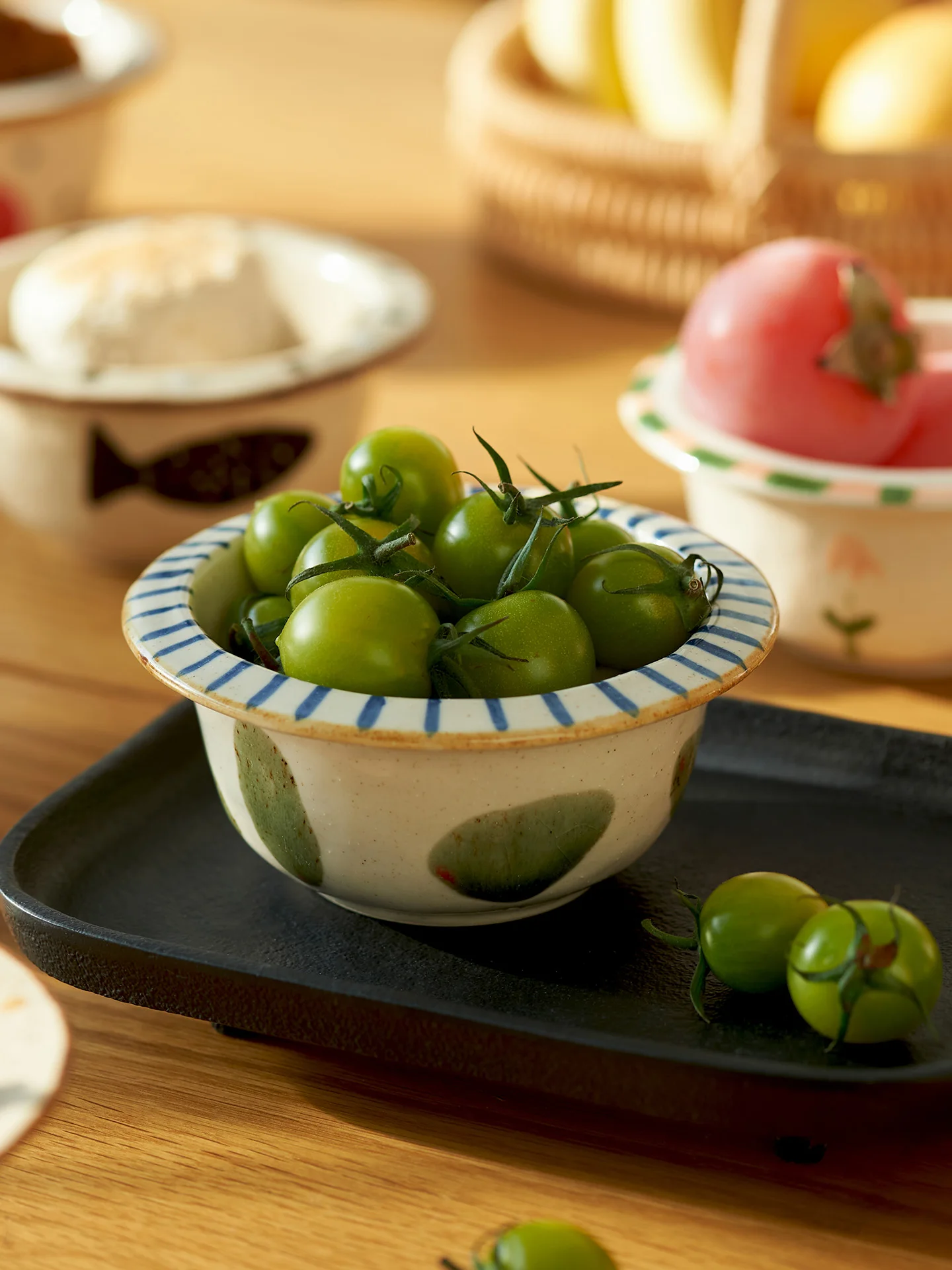 Retro Japanese Sle Cerc Bowl Beautiful Underglaze Dinnerware Set Home Use round ape Soup Bowl Microwave Oven Se
Retro Japanese Sle Cerc Bowl Beautiful Underglaze Dinnerware Set Home Use round ape Soup Bowl Microwave Oven Se