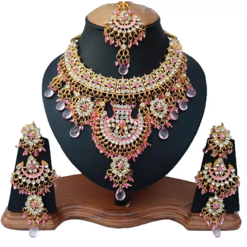 Indian Ethnic Party Costume Accessories Bridal Wedding Earring Necklace Forehead Pendant Sets Fashion Women Gifts
Indian Ethnic Party Costume Accessories Bridal Wedding Earring Necklace Forehead Pendant Sets Fashion Women Gifts