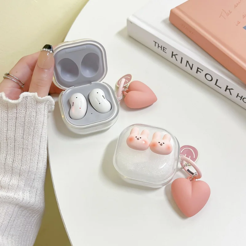 Cute Rabbit Heart Pendant Transparent Case for Samsung Galaxy Buds Live Buds Pro Buds2 Pro Case Cover
Cute Rabbit Heart Pendant Transparent Case for Samsung Galaxy Buds Live Buds Pro Buds2 Pro Case Cover