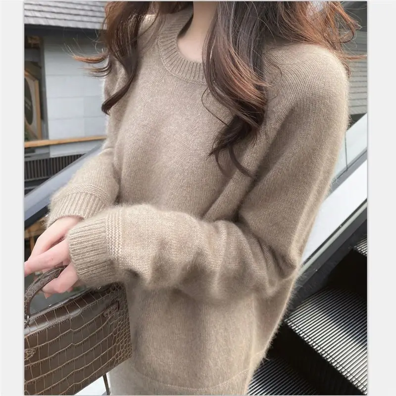 Pullover round neck sweater female 2023 new women autumn and winter Korean solid loose outer wear long sleeve pullover sweater
Pullover round neck sweater female 2023 new women autumn and winter Korean solid loose outer wear long sleeve pullover sweater